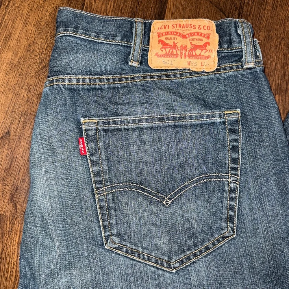 Levi's Blue 501 Jeans Sz 38x32
